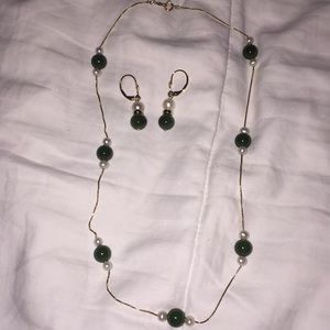 Sets 14k solid gold jade necklace& earrings